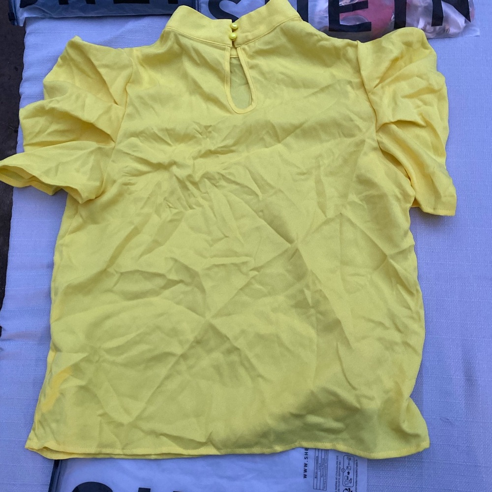 SHEIN YELLOW BLOUSE MEDIUM